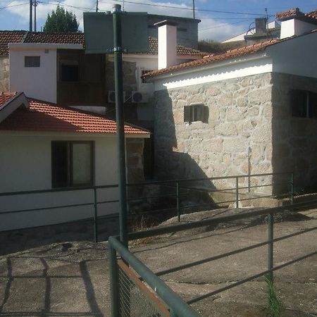 Casa Moinhos do Rio Paredes (Porto) Exterior foto